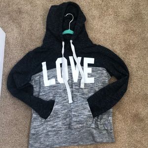 sweatshirt/hoodie